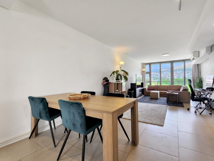 To Let 2 Bedroom Property for Rent in Mouille Point Western Cape